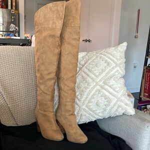 Over the knee healed boots